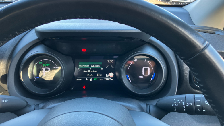 Toyota Yaris 1.5 Hybrid Design 5dr CVT Hybrid Hatchback